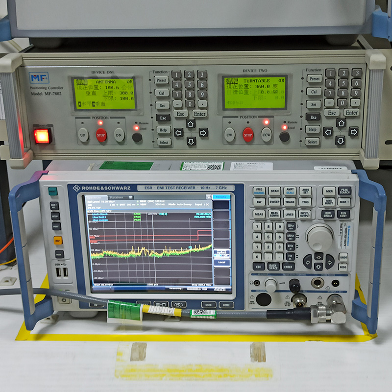 red light therapy machine